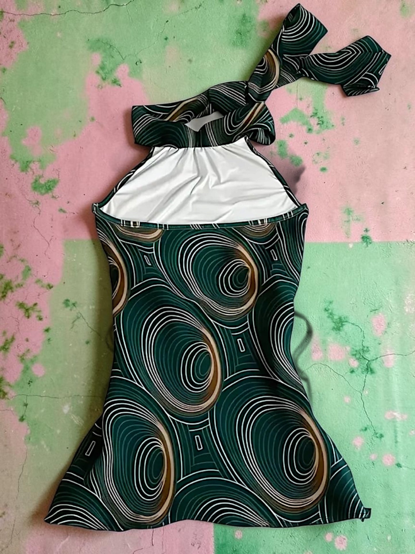 Top Halter Neck Satiné Tourbillon Émeraude | Haut Dos Nu Y2K Femme